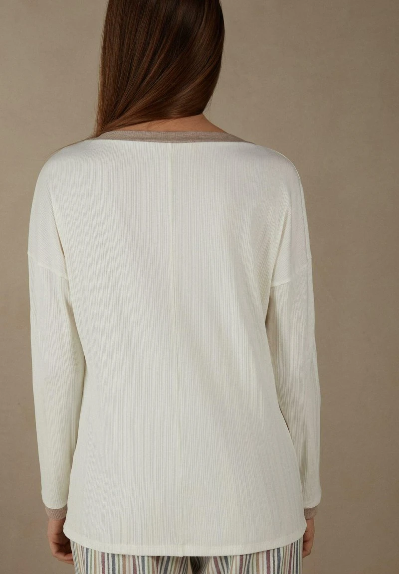 Intimissimi Damen LANGARMMIT U-BOOT AUSSCHNITT - Nachtwäsche Shirt - Puderweiss 4 Intimissimi Damen LANGARMMIT U-BOOT AUSSCHNITT - Nachtwäsche Shirt - Puderweiss – Bild 2