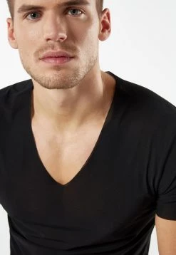 Intimissimi Herren OFFENKANTIGES SHIRT AUS MIKRO-NETZSTOFF - Unterhemd/-shirt - Nero 9 Intimissimi Herren OFFENKANTIGES SHIRT AUS MIKRO-NETZSTOFF - Unterhemd/-shirt - Nero -INTIMISSIMI Verkäufe 1251bb6388de41279766e82fe181ded5