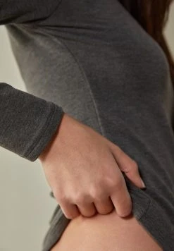 Intimissimi Damen Strickpullover - Dunkelgrau 13 Intimissimi Damen Strickpullover - Dunkelgrau -INTIMISSIMI Verkäufe 15e8d183cd784344a09eb1bdbeb70a5a