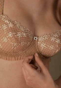 Intimissimi Damen BH DANIELA LITTLE PLEASURES - Balconette BH - Soft Beige Schwarz 9 Intimissimi Damen BH DANIELA LITTLE PLEASURES - Balconette BH - Soft Beige Schwarz -INTIMISSIMI Verkäufe 17c5fc9907cb4c65ac772c06dc6e561d