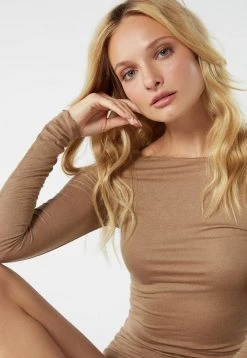 Intimissimi Damen ULTRALIGHT U BOOT AUSSCHNITT - Langarmshirt - Brown 9 Intimissimi Damen ULTRALIGHT U BOOT AUSSCHNITT - Langarmshirt - Brown -INTIMISSIMI Verkäufe 19a616bfcc1d41bf8d8117eccc62b1fd