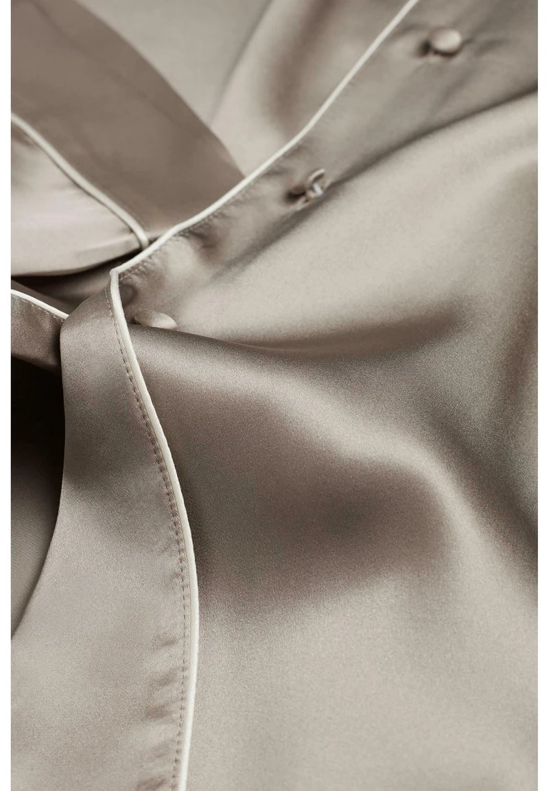 Intimissimi Damen MIT KONTRASTKANTEN - Nachtwäsche Shirt - Puderbeige 7 Intimissimi Damen MIT KONTRASTKANTEN - Nachtwäsche Shirt - Puderbeige – Bild 5