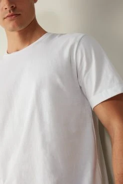 Intimissimi Herren T-Shirt Basic - Bianco 11 Intimissimi Herren T-Shirt Basic - Bianco -INTIMISSIMI Verkäufe 3a9e286e58584f288a197a9f860e185b