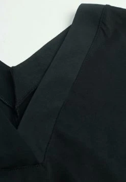 Intimissimi Damen DE MANGA CORTA Y ESCOTE DE PICO DE SUPIMA® ULTR - T-Shirt Basic - Schwarz 13 Intimissimi Damen DE MANGA CORTA Y ESCOTE DE PICO DE SUPIMA® ULTR - T-Shirt Basic - Schwarz -INTIMISSIMI Verkäufe 3f2ae441ff8343b7994414b4c42eb1c6