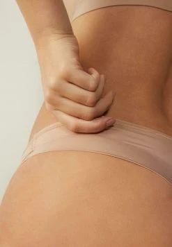 Intimissimi Damen BRASIL ULTRALIGHT - String - Soft Beige 11 Intimissimi Damen BRASIL ULTRALIGHT - String - Soft Beige -INTIMISSIMI Verkäufe 4554a62cc8da4cb2a4d4be09a554a26b