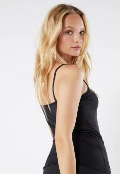 Intimissimi Damen MIT SCHMALEN TRÄGERN AUS LEICHTER MIKROFASER - Unterhemd/-shirt - Nero 9 Intimissimi Damen MIT SCHMALEN TRÄGERN AUS LEICHTER MIKROFASER - Unterhemd/-shirt - Nero -INTIMISSIMI Verkäufe 5406397d4a784bfab785a40bc5d327ad