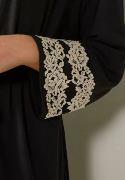 Intimissimi Damen MORGEN AUS MODAL PRETTY FLOWERS - Nachthemd - Nero/ivory 11 Intimissimi Damen MORGEN AUS MODAL PRETTY FLOWERS - Nachthemd - Nero/ivory -INTIMISSIMI Verkäufe 596838e8f16e477482e57f92d45a75bf