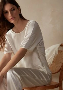 Intimissimi Damen T-Shirt Basic - Puderweiss -INTIMISSIMI Verkäufe 5a091804abc143fdb0fdc52409b9abeb