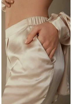 Intimissimi Damen Stoffhose - Seide 9 Intimissimi Damen Stoffhose - Seide -INTIMISSIMI Verkäufe 5afaec680f27415a96fc1aa75d04db62