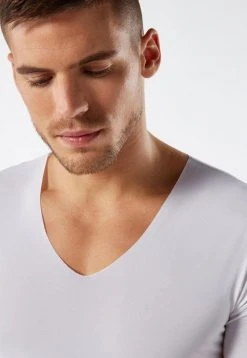 Intimissimi Herren OFFENKANTIGES SHIRT AUS MIKRO-NETZSTOFF - Unterhemd/-shirt - Bianco 9 Intimissimi Herren OFFENKANTIGES SHIRT AUS MIKRO-NETZSTOFF - Unterhemd/-shirt - Bianco -INTIMISSIMI Verkäufe 72d574b02926473cac65bad0a75e084a