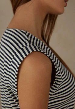 Intimissimi Damen COMFORT ZONE - Nachtwäsche Shirt - Streifen Ecru Beige Blue 8 Intimissimi Damen COMFORT ZONE - Nachtwäsche Shirt - Streifen Ecru Beige Blue -INTIMISSIMI Verkäufe 7dade3cab0ab44a483082bacd4d69405