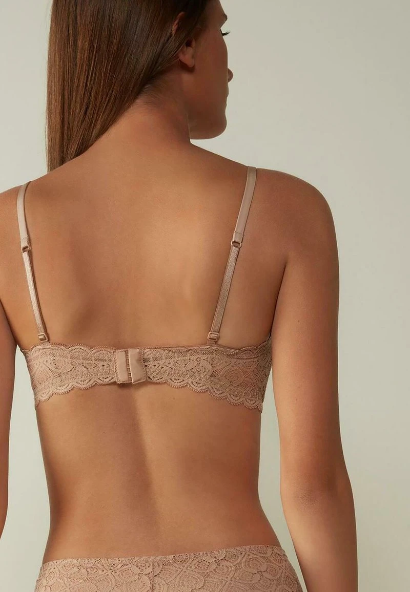 Intimissimi Damen TIZIANA - Triangel BH - Natürlich Soft Beige 4 Intimissimi Damen TIZIANA - Triangel BH - Natürlich Soft Beige – Bild 2