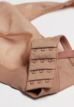 Intimissimi Damen LARA INVISIBLE TOUCH - Triangel BH - Hautfarben -edium Beige 11 Intimissimi Damen LARA INVISIBLE TOUCH - Triangel BH - Hautfarben -edium Beige -INTIMISSIMI Verkäufe 8a00e7c1fa2840dd8272569644e0fe1b