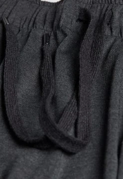 Intimissimi Herren KURZE HOSE AUS SEIDE UND MODAL - Shorts - Grigio Scuro Mel 11 Intimissimi Herren KURZE HOSE AUS SEIDE UND MODAL - Shorts - Grigio Scuro Mel -INTIMISSIMI Verkäufe aa57befe7ead46dfbe8bf652cda2a3bd