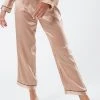 Intimissimi Damen LANGE HOSE AUS SATIN UND SEIDE - Nachtwäsche Hose - Rose Satin -INTIMISSIMI Verkäufe adfb7ef5f7c642e198f6051f44b33bf1