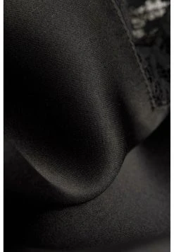 Intimissimi Damen SEIDEN HEART BEAT - Nachtwäsche Shirt - Schwarz Black 13 Intimissimi Damen SEIDEN HEART BEAT - Nachtwäsche Shirt - Schwarz Black -INTIMISSIMI Verkäufe b71309d03e3a42e29661fe774c0b9612