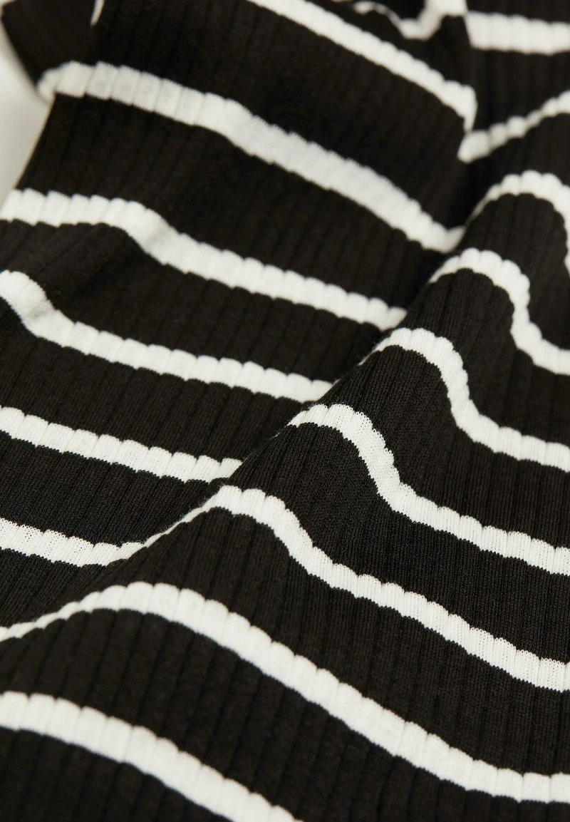 Intimissimi Damen Strickpullover - Schwarz 8 Intimissimi Damen Strickpullover - Schwarz – Bild 6