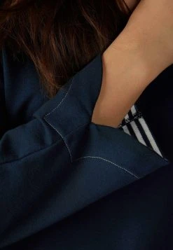 Intimissimi Damen LANGARM MY COMFORT ZONE - Nachtwäsche Shirt - Marineblau 9 Intimissimi Damen LANGARM MY COMFORT ZONE - Nachtwäsche Shirt - Marineblau -INTIMISSIMI Verkäufe bc69854b224a49c881ae99370176ba44