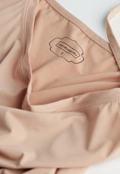 Intimissimi Damen MIT SCHMALEN TRÄGERN AUS LEICHTER MIKROFASER - Unterhemd/-shirt - Skin 11 Intimissimi Damen MIT SCHMALEN TRÄGERN AUS LEICHTER MIKROFASER - Unterhemd/-shirt - Skin -INTIMISSIMI Verkäufe c0010a51eb304226a378f2eeb092158b