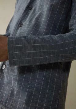 Intimissimi Herren Nachtwäsche Set - Grau Lub Grey White Stripe 9 Intimissimi Herren Nachtwäsche Set - Grau Lub Grey White Stripe -INTIMISSIMI Verkäufe c047f4d5fc4d461a8e4d37aac187e951