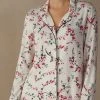 Intimissimi Damen LANGÄRMELIGES VORNE OFFENES - Nachtwäsche Shirt - Puderweiss Blumenprint 1 Intimissimi Damen LANGÄRMELIGES VORNE OFFENES - Nachtwäsche Shirt - Puderweiss Blumenprint -INTIMISSIMI Verkäufe cae6e2e08a7545cc933482d094eec8a3