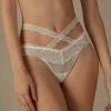 Intimissimi Damen JARDIN D'AMOUR - String - Elfenbein 1 Intimissimi Damen JARDIN D'AMOUR - String - Elfenbein -INTIMISSIMI Verkäufe cdd1f086e8bb45eda8e28cf0e9438840