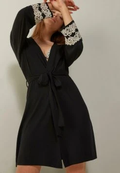 Intimissimi Damen MORGEN AUS MODAL PRETTY FLOWERS - Nachthemd - Nero/ivory 12 Intimissimi Damen MORGEN AUS MODAL PRETTY FLOWERS - Nachthemd - Nero/ivory -INTIMISSIMI Verkäufe d3ce0c8e17924f33a9613e3e5699fdb9