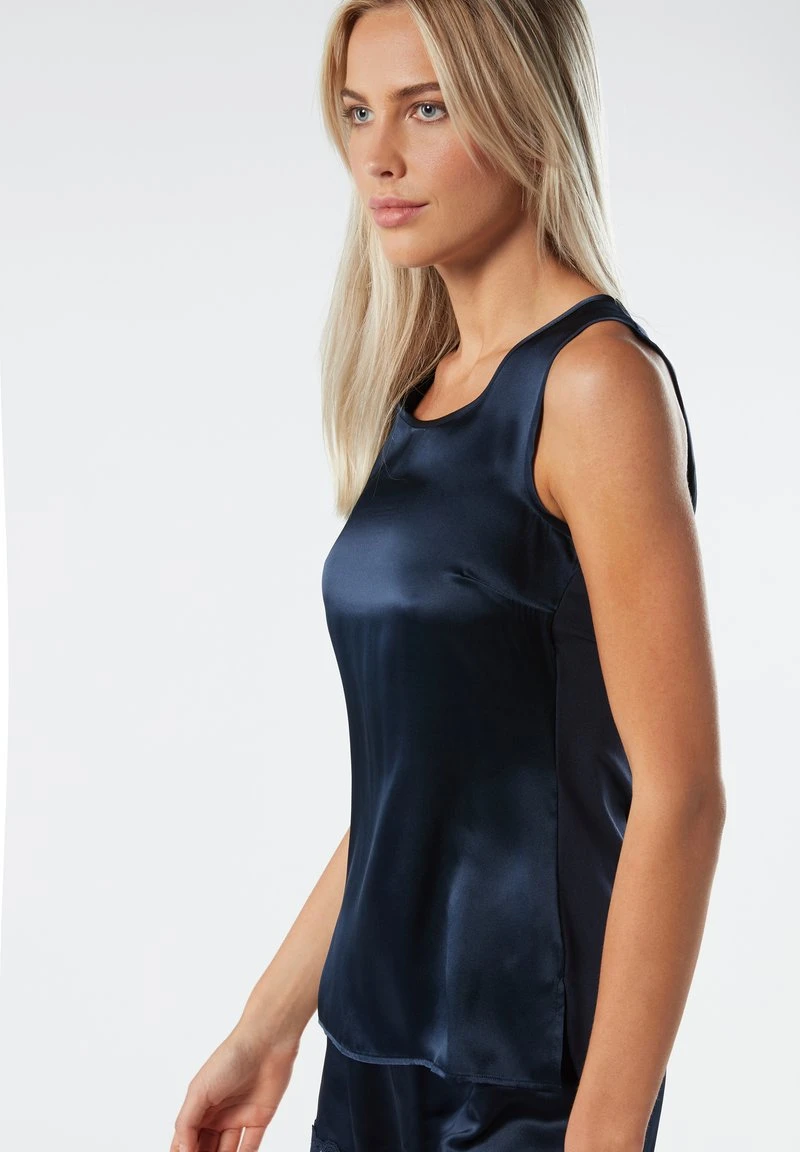 Intimissimi Damen RUNDHALS-TOP MIT BREITEN SCHULTERN AUS SEIDE UND MODAL - Nachtwäsche Shirt - Deep Blue 6 Intimissimi Damen RUNDHALS-TOP MIT BREITEN SCHULTERN AUS SEIDE UND MODAL - Nachtwäsche Shirt - Deep Blue – Bild 4