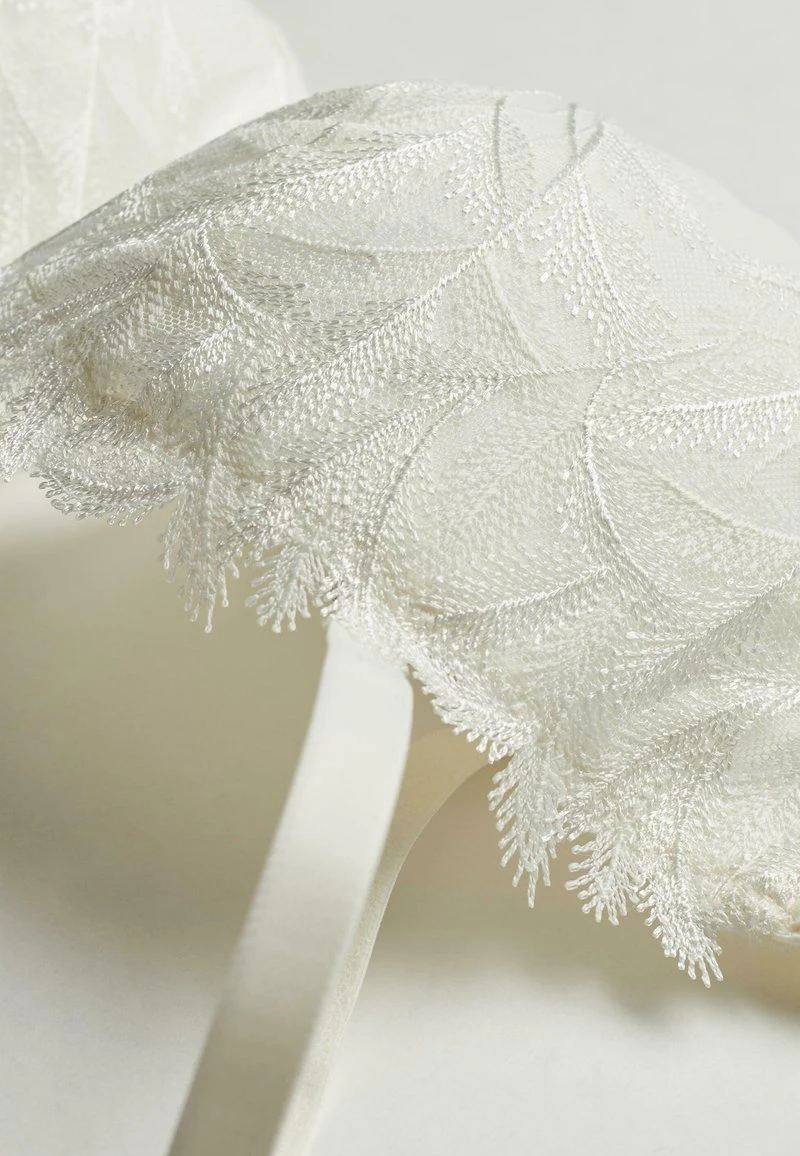 Intimissimi Damen ANNA FLY ME TO THE MOON - Trägerloser/variabler BH - Puderweiss 7 Intimissimi Damen ANNA FLY ME TO THE MOON - Trägerloser/variabler BH - Puderweiss – Bild 5