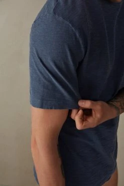 Intimissimi Herren T-Shirt Basic - Dark Blue 10 Intimissimi Herren T-Shirt Basic - Dark Blue -INTIMISSIMI Verkäufe e52d59375a3d4b3995cdb6a5d7925afd