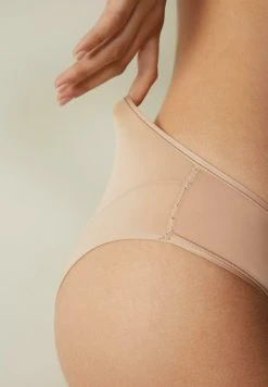 Intimissimi Damen ULTRALIGHT - Slip - Soft Beige 12 Intimissimi Damen ULTRALIGHT - Slip - Soft Beige -INTIMISSIMI Verkäufe f17e1caf125b40a7a75d4c133220844a