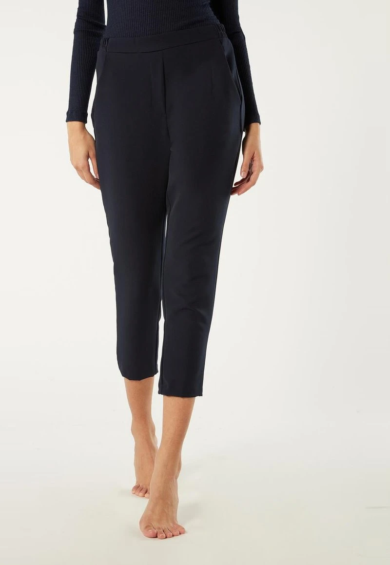 Intimissimi Damen HOSE MIT TASCHEN - Stoffhose - Blu Intenso 3 Intimissimi Damen HOSE MIT TASCHEN - Stoffhose - Blu Intenso