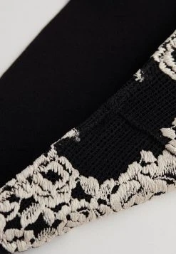 Intimissimi Damen MIT OFFENEN KANTEN PRETTY FLOWERS - Slip - Nero/ivory 11 Intimissimi Damen MIT OFFENEN KANTEN PRETTY FLOWERS - Slip - Nero/ivory -INTIMISSIMI Verkäufe fd8e57dc172d4cf6b120dbe48d36b9cb